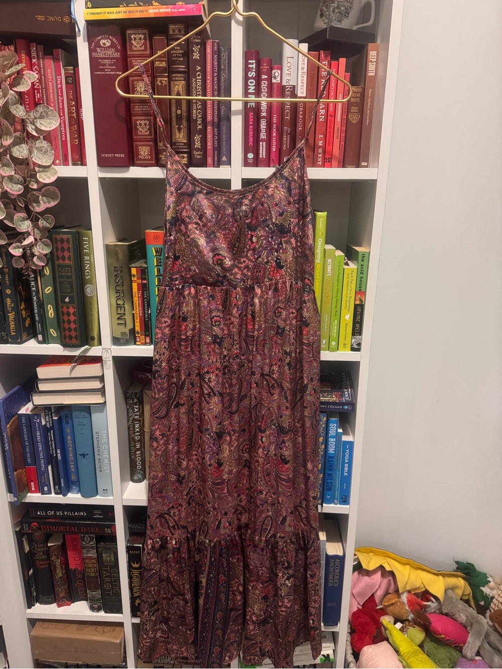 Women’s Sleeveless Paisley Maxi Dress - Pink Multi